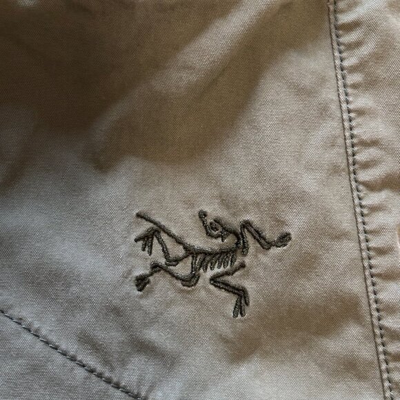 Arcteryx Hiking Shorts 30 - Picture 4 of 4